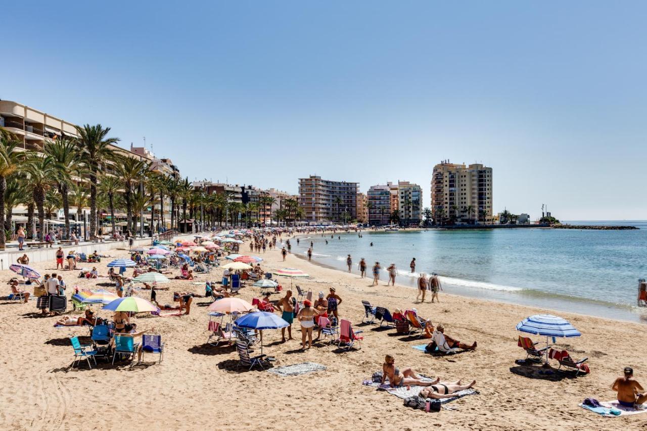 Apartamiento Fragata Apartment Torrevieja Bagian luar foto