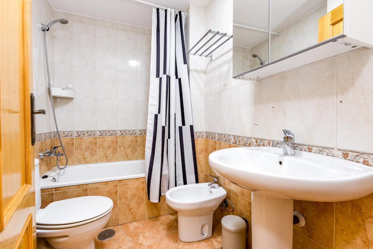 Apartamiento Fragata Apartment Torrevieja Bagian luar foto